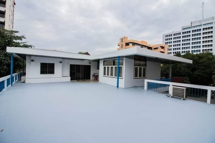 MWW111 ขายบ้านพร้อมที่ดินย่านอารีย์